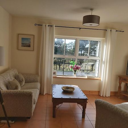 Shanakeever Farm - 2 Bedroom Apartment Clifden Camera foto